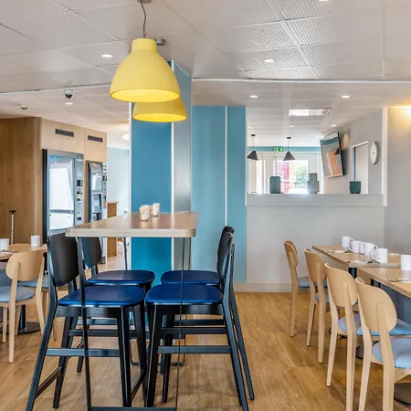 Appart'city Confort St Quentin En Yvelines - D'arcy Bois-dʼArcy