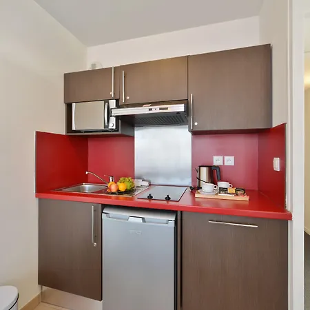 Appart'city Confort St Quentin En Yvelines - D'arcy Aparthotel 3*