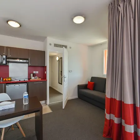 Ξενοδοχείο με διαμερίσματα Appart'city Confort St Quentin En Yvelines - D'arcy Bois-dʼArcy
