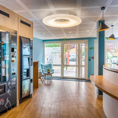 Appart'city Confort St Quentin En Yvelines - D'arcy Bois-dʼArcy