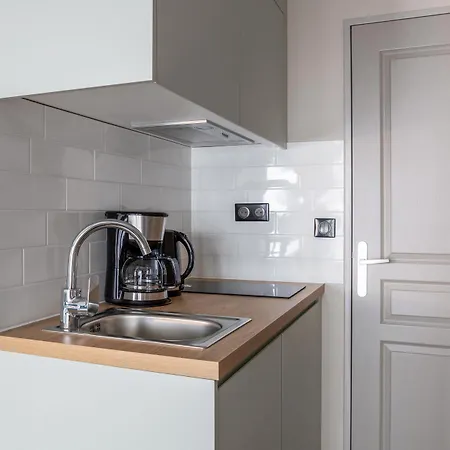 Appart'city Confort St Quentin En Yvelines - D'arcy 3*